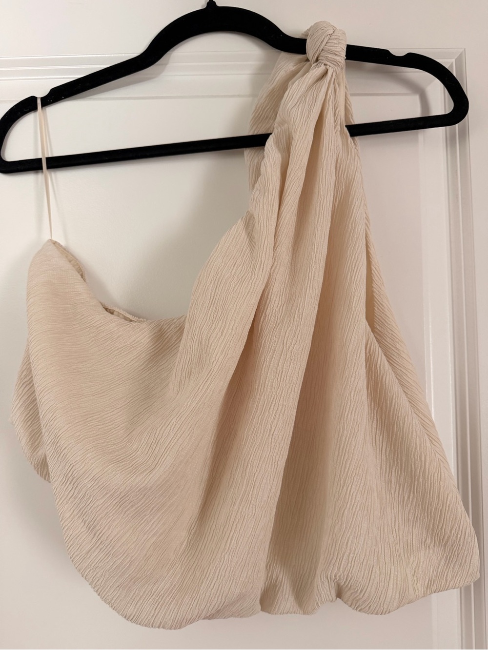 Abercrombie & Fitch Cream Crinkled Knot-Shoulder Scarf